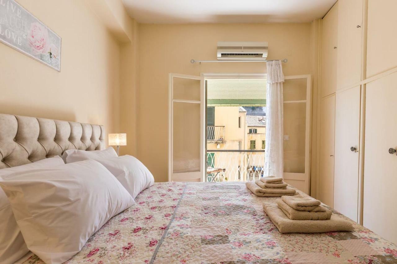 Apartment Margreco In Corfu Town Exteriör bild